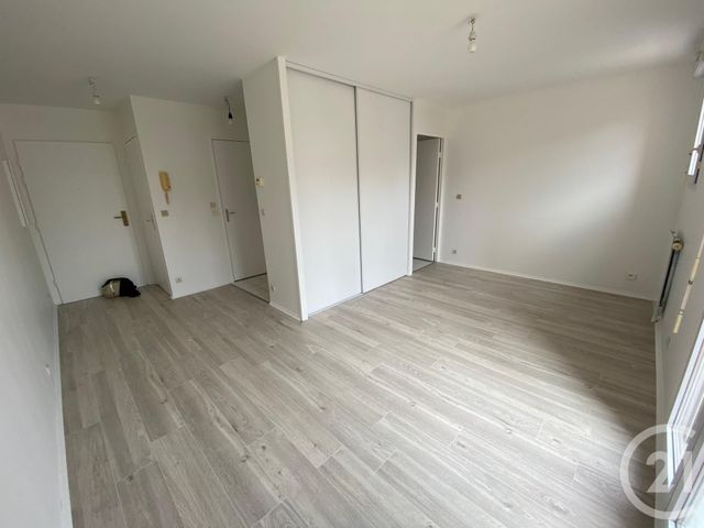 Appartement F1 à louer - 1 pièce - 27.12 m2 - DOMONT - 95 - ILE-DE-FRANCE - Century 21 Osmose